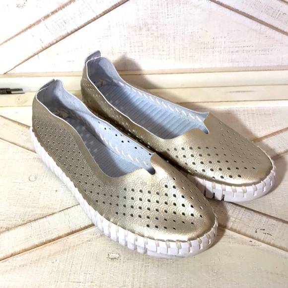 Ilse Jacobsen Shoes - Ilse Jacobsen hornbaek Tulip Sneakers Perforated Gold Women's Sz EU 39 US 8.5